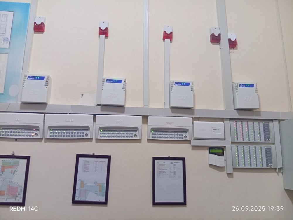 Yong'in signalizatsiyasi posti: Signal-20 priborlari va zaxira quvvat manbalari